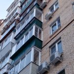 Остекление балкона в Москве на Паршина